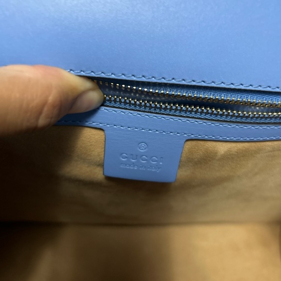 Gucci Sylvie Top Handle - Picture 6 of 13